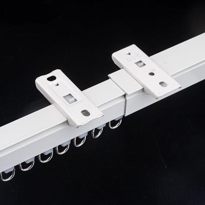 A trilha telescópica da cortina do metal, S telescópico dobra os trilhos de cortina resistentes