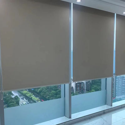 A janela sem corda do escritório do escurecimento drapeja, cortinas de rolo elétricas para escritórios