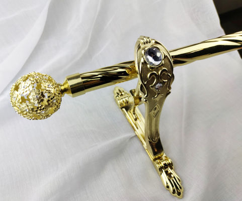 Estilo luxuoso dos Finials dourados de Ros de cortina do tampão da bola para hotéis dos restaurantes