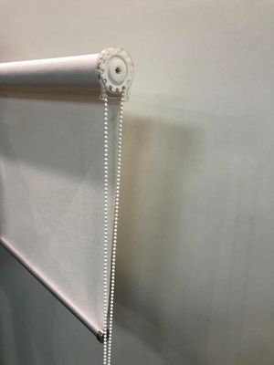 máscaras do rolo da tela de 38mm, cortinas de alumínio decorativas do escurecimento da janela do tubo