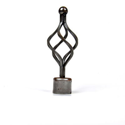 Finials decorativos da coroa para bens de Ros de cortina com tratamento do chapeamento da pintura