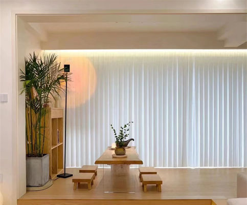 Cortinas verticais brancas do PVC do estilo moderno para Windows respirável