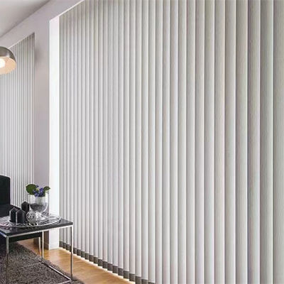 OEM moderno do estilo das venezianas verticais manuais convenientes do PVC