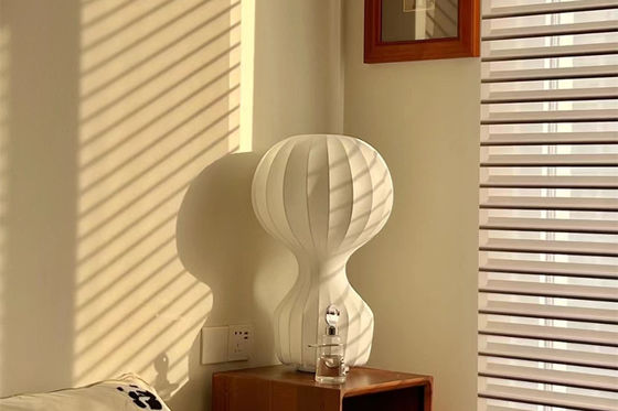As cortinas elétricas espertas do La de Shangri motorizaram o escurecimento para o quarto