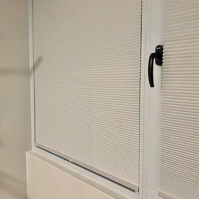 Cortinas verticais do favo de mel do quarto, motorizadas para cima e para baixo dia e noite máscaras celulares
