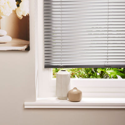 Cortinas horizontais elétricas de furo da sala de visitas do hardware da configuração de luxe