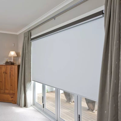 As cortinas de rolamento do sistema da fábrica L10 de China ardem - as aberturas retardadoras de 90%, lentes