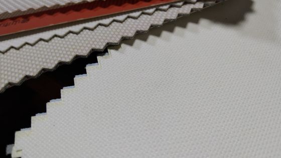 As cortinas de rolamento do sistema da fábrica L10 de China ardem - as aberturas retardadoras de 90%, lentes